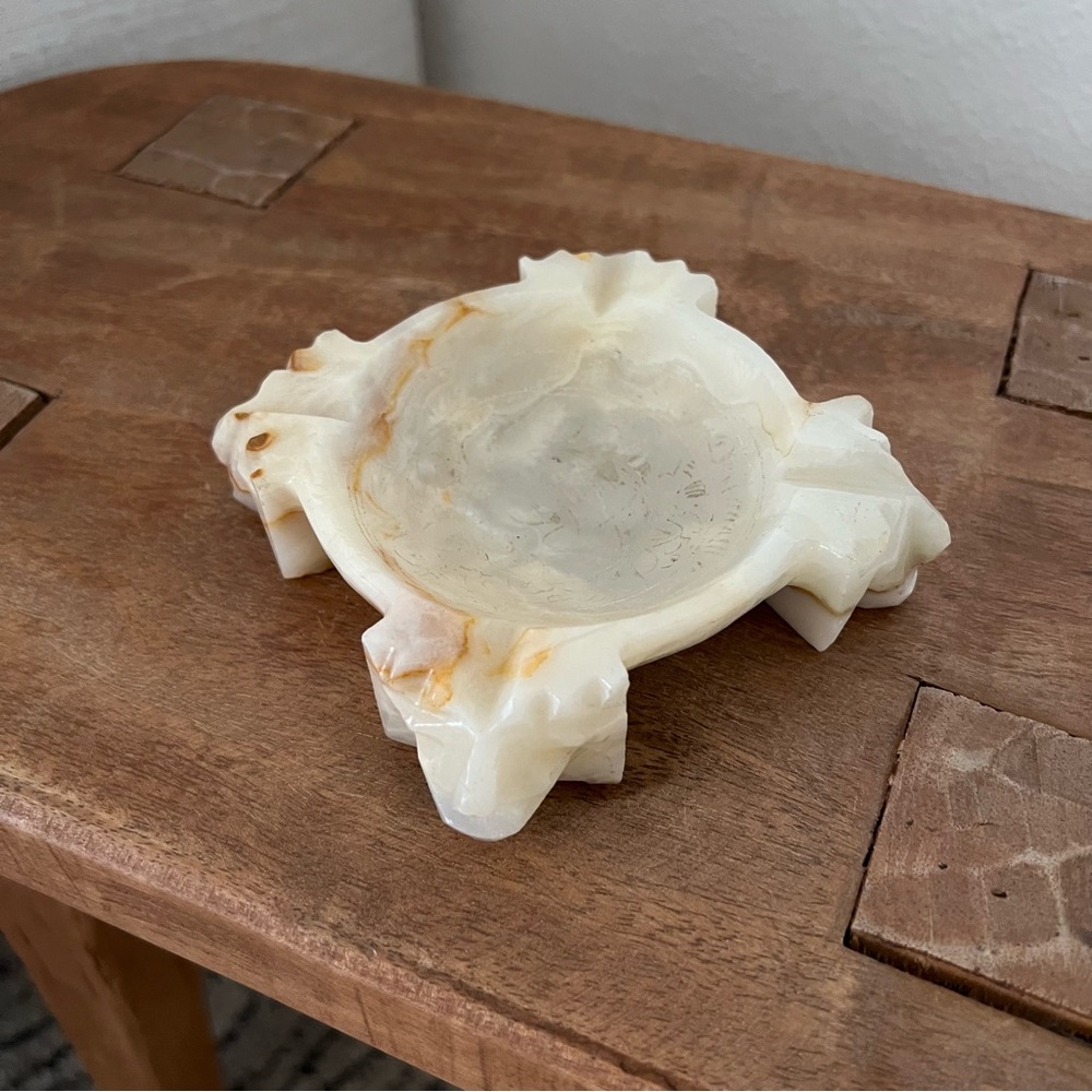 Marble ashtray/ trinket dish